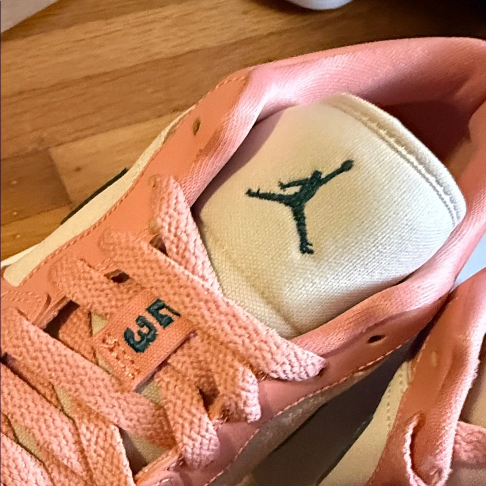 Jordan 1 low Athletic Shoes Pink and Green - Picture 5 of 6